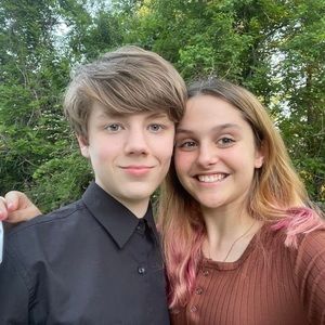 Meet your Posher, Julie